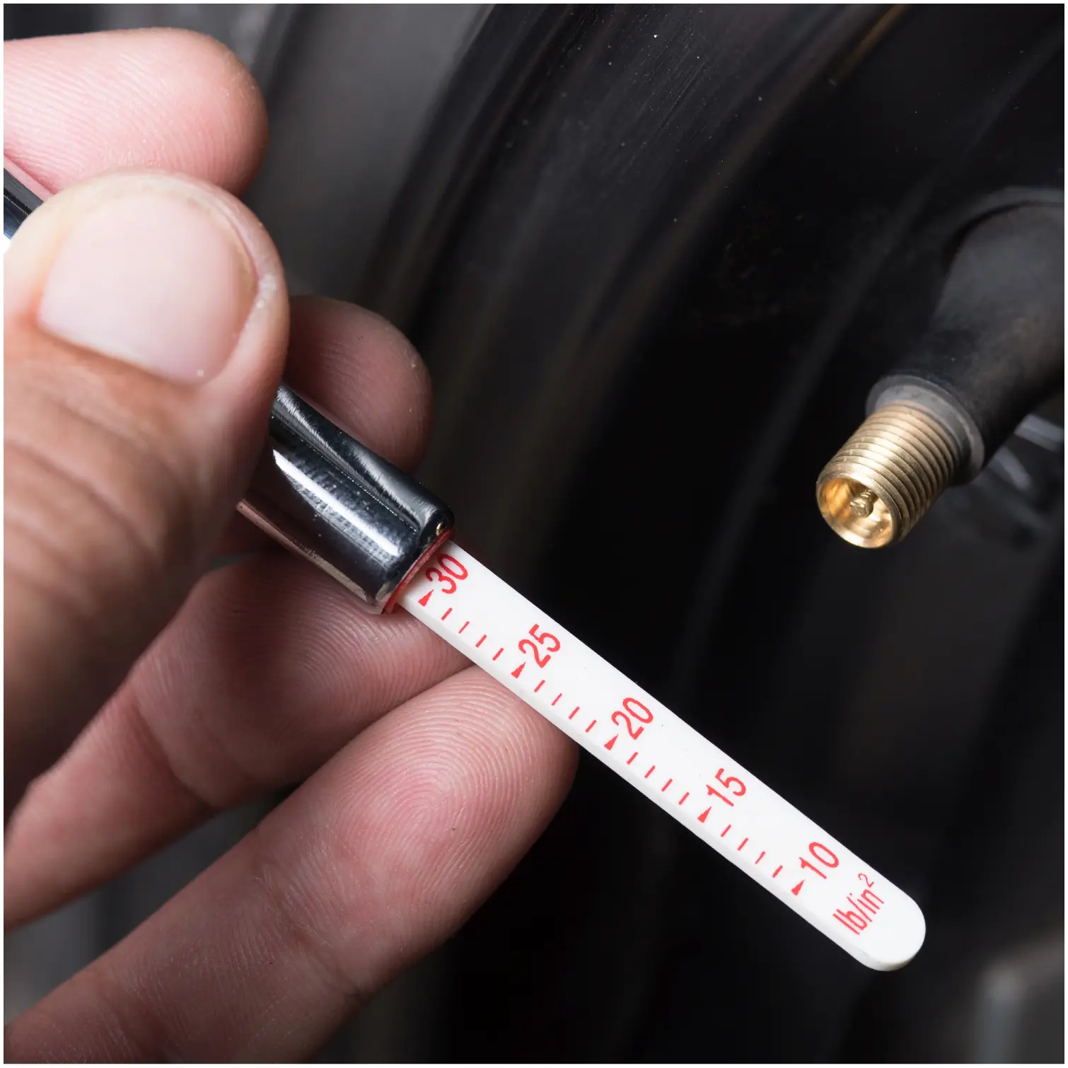 Dekton Tyre Pressure & Depth Gauges