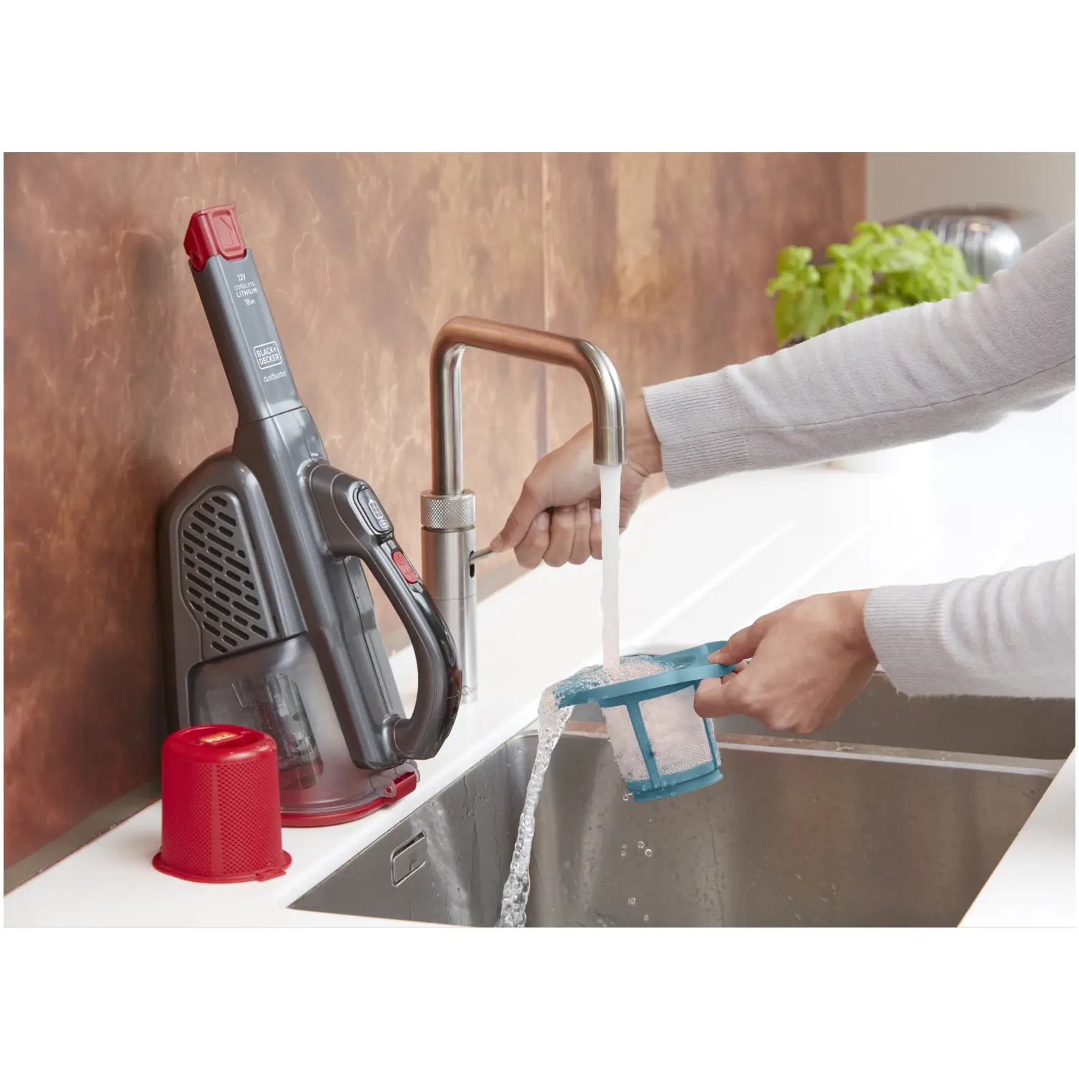 Black+Decker 12v Cordless Dustbuster