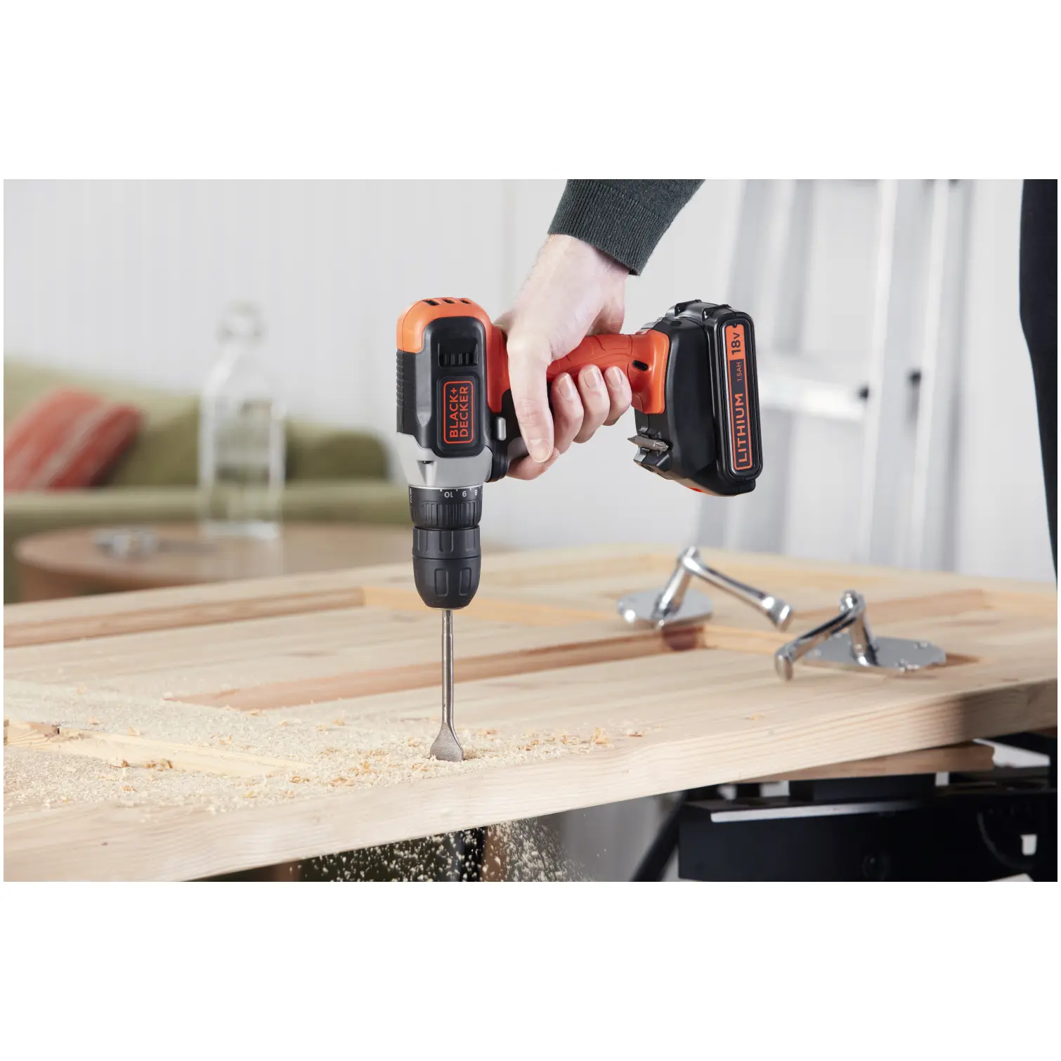 Black+Decker Lithium-ion Drill Driver 18v