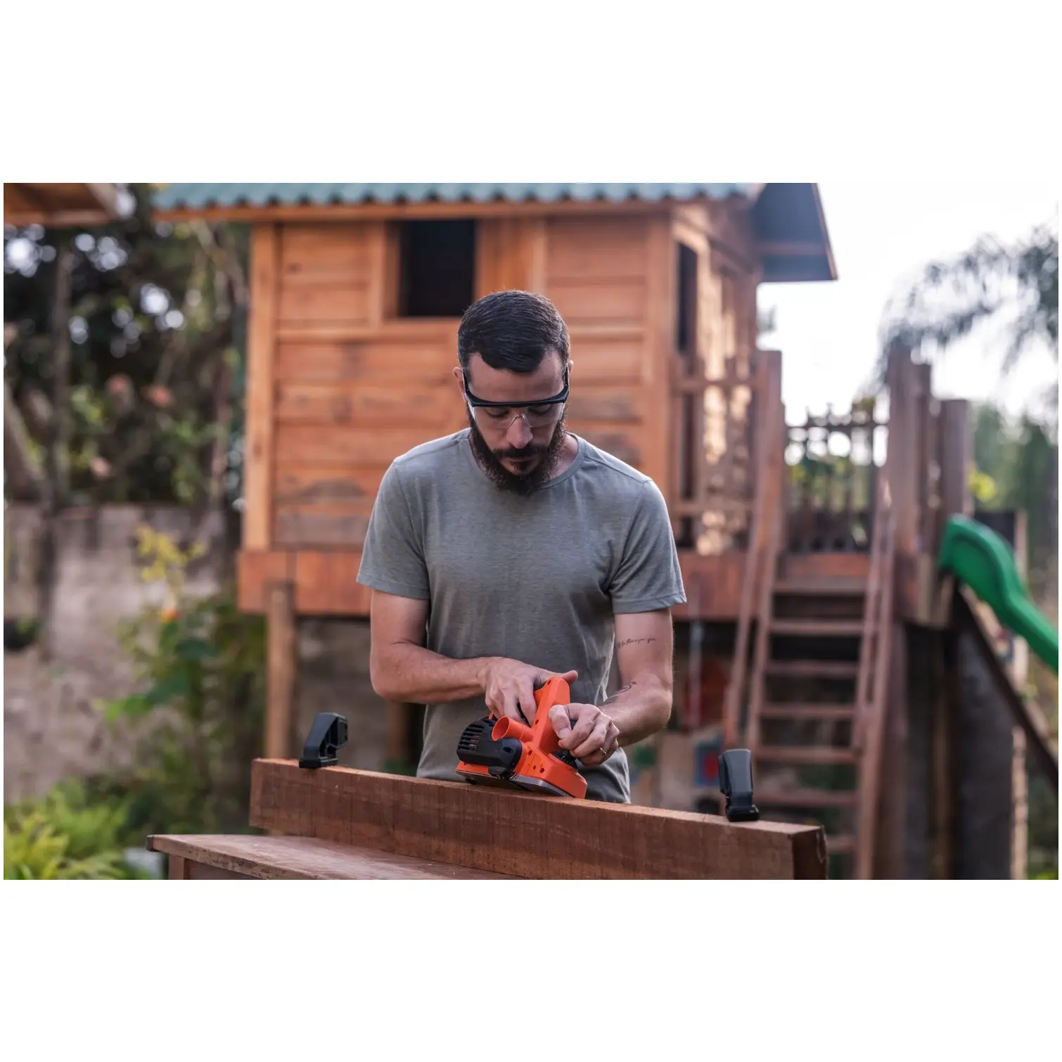 Black & Decker Planer 710w