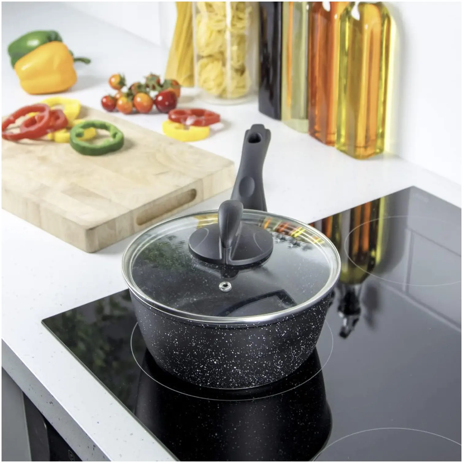 Blackmoor Sauce Pan & Lid Black 18cm