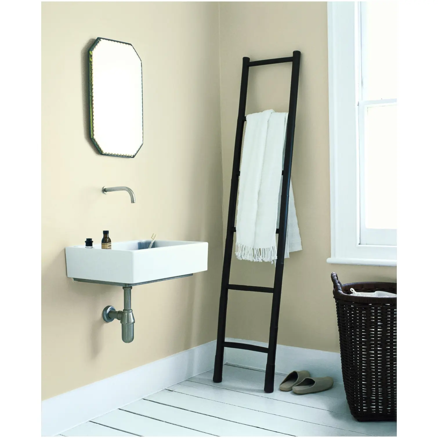 Dulux Matt Natural Hessian 2.5L
