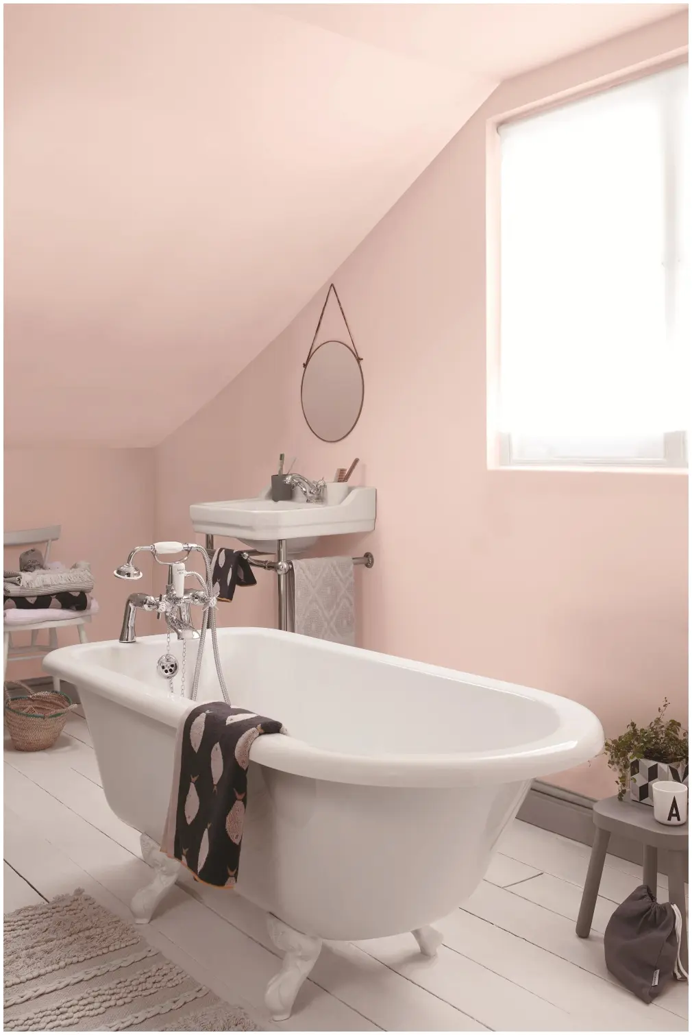 Dulux Easycare Bathroom Blush Pink 2.5L