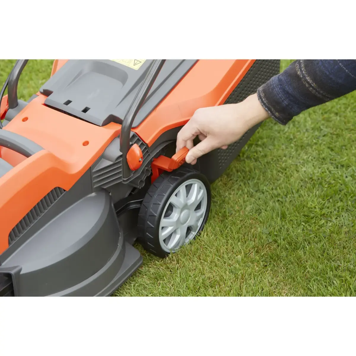 Flymo SpeediMo 360 Corded Rotary Lawn Mower