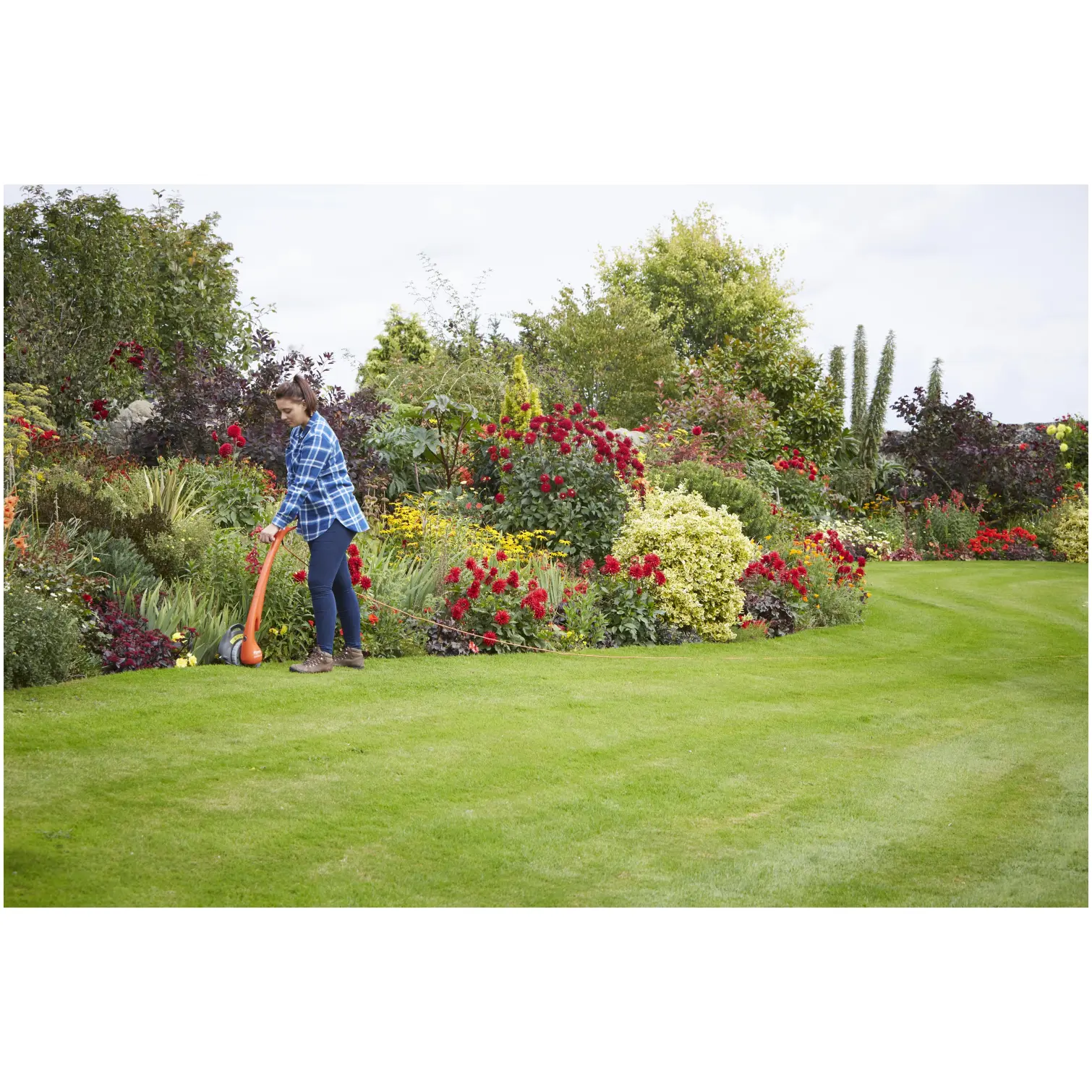 Flymo Contour XT Corded Grass Trimmer and Edger