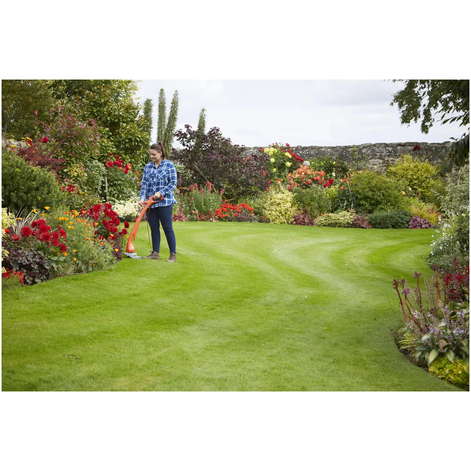 Flymo Contour XT Corded Grass Trimmer and Edger