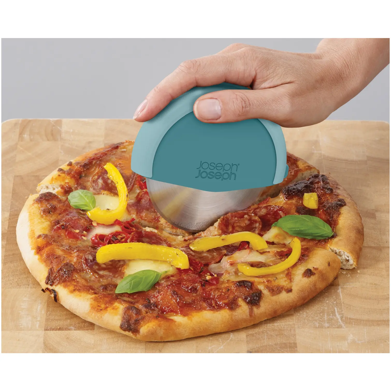 Joseph Joseph Duo Pizza Cutter With Rotating Guard