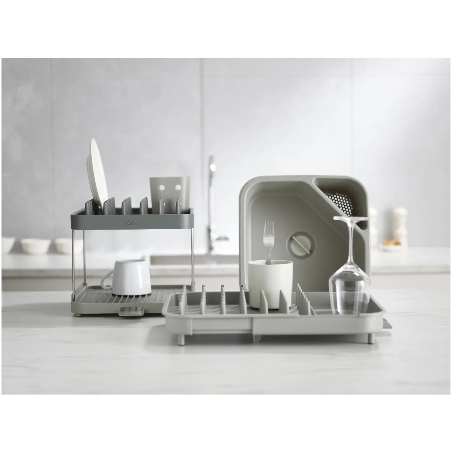 Joseph Joseph Duo Washing Up Bowl with Plug