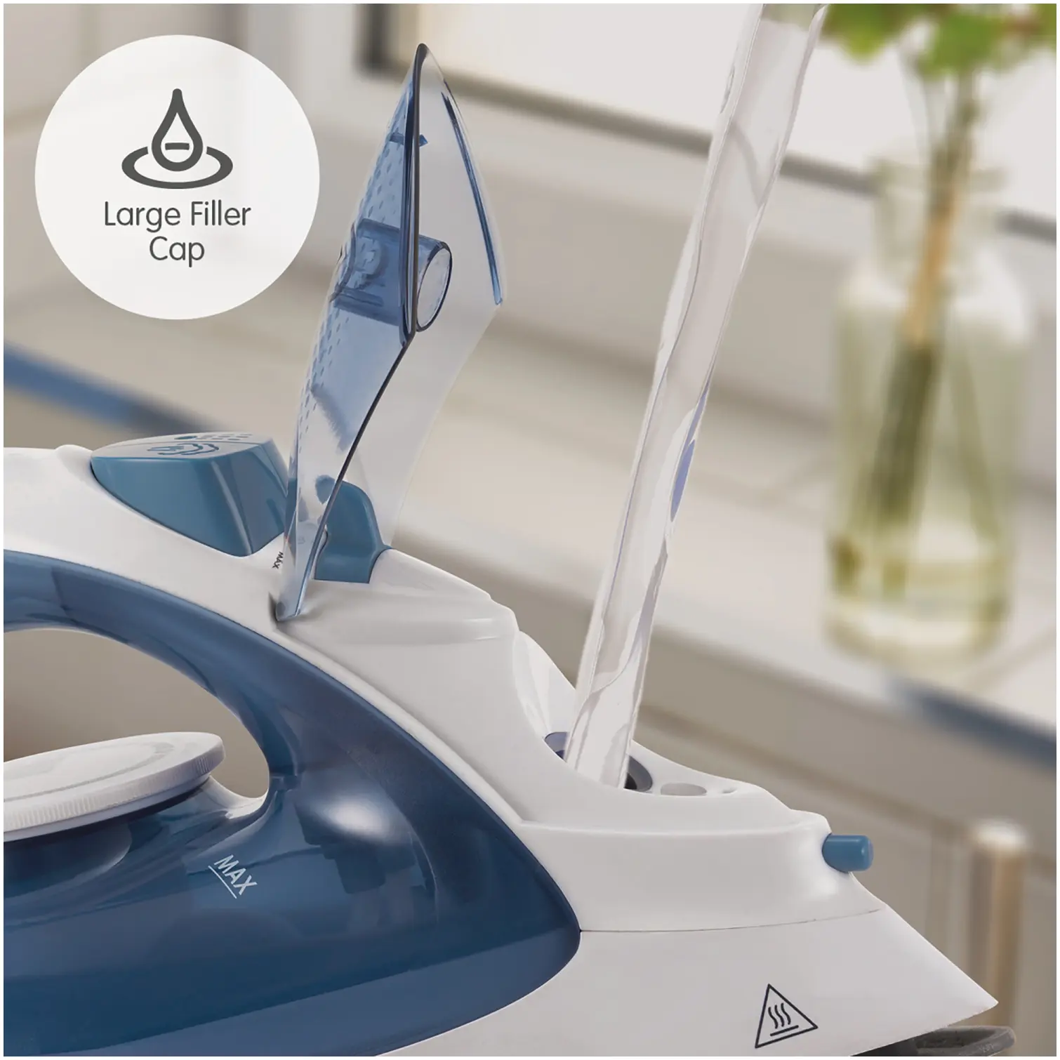 Morphy Richards 300401 Light Glide Iron 100