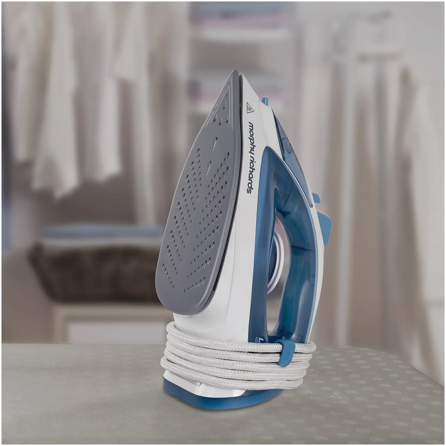 Morphy Richards 300401 Light Glide Iron 100