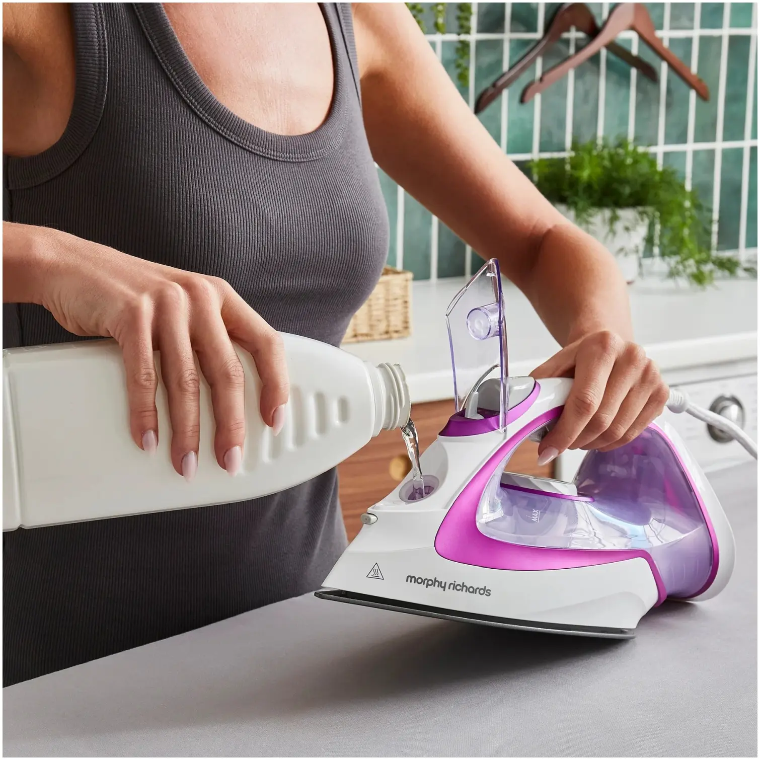 Morphy Richards 302000 Turbo Glide Iron 2800w