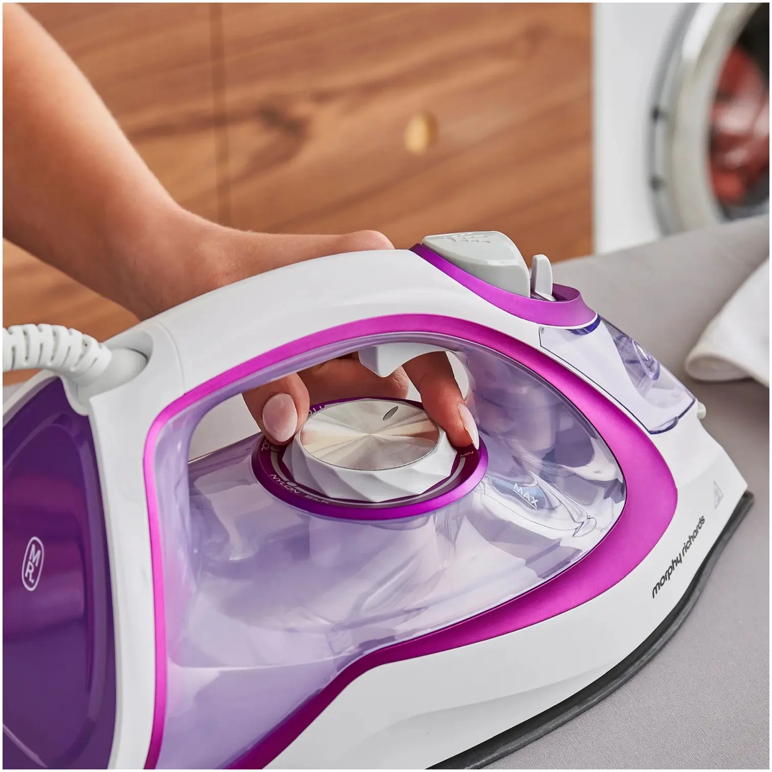 Morphy Richards 302000 Turbo Glide Iron 2800w