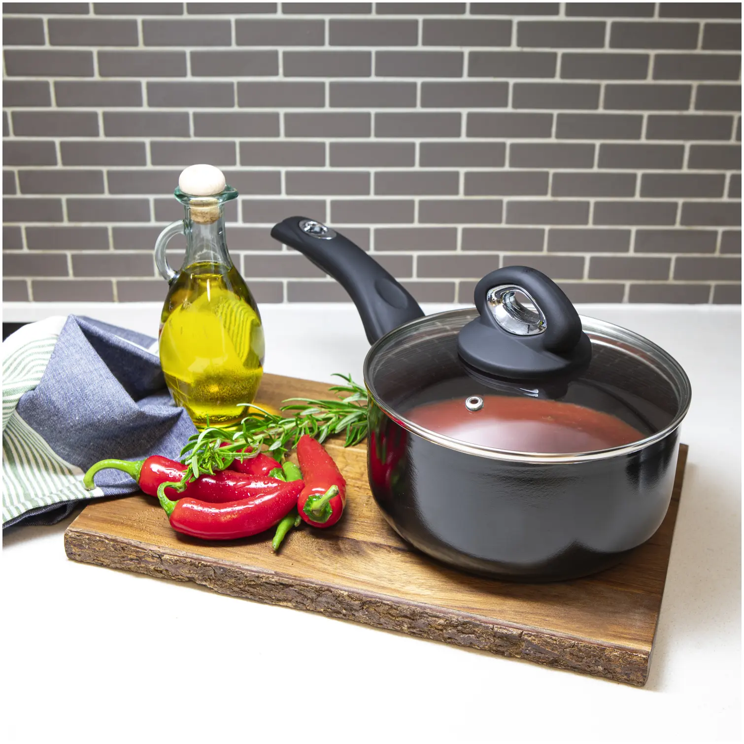Black Diamond 18cm Saucepan Non Stick