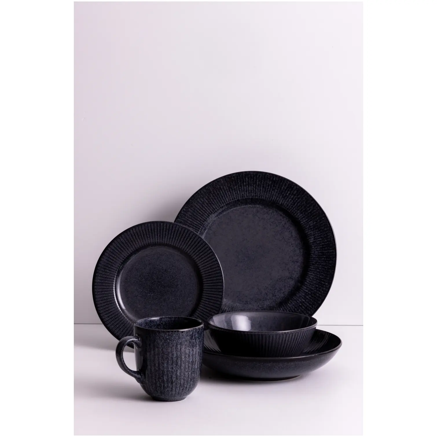 Mason Cash Reactive Linear Black Pasta Bowl 23cm