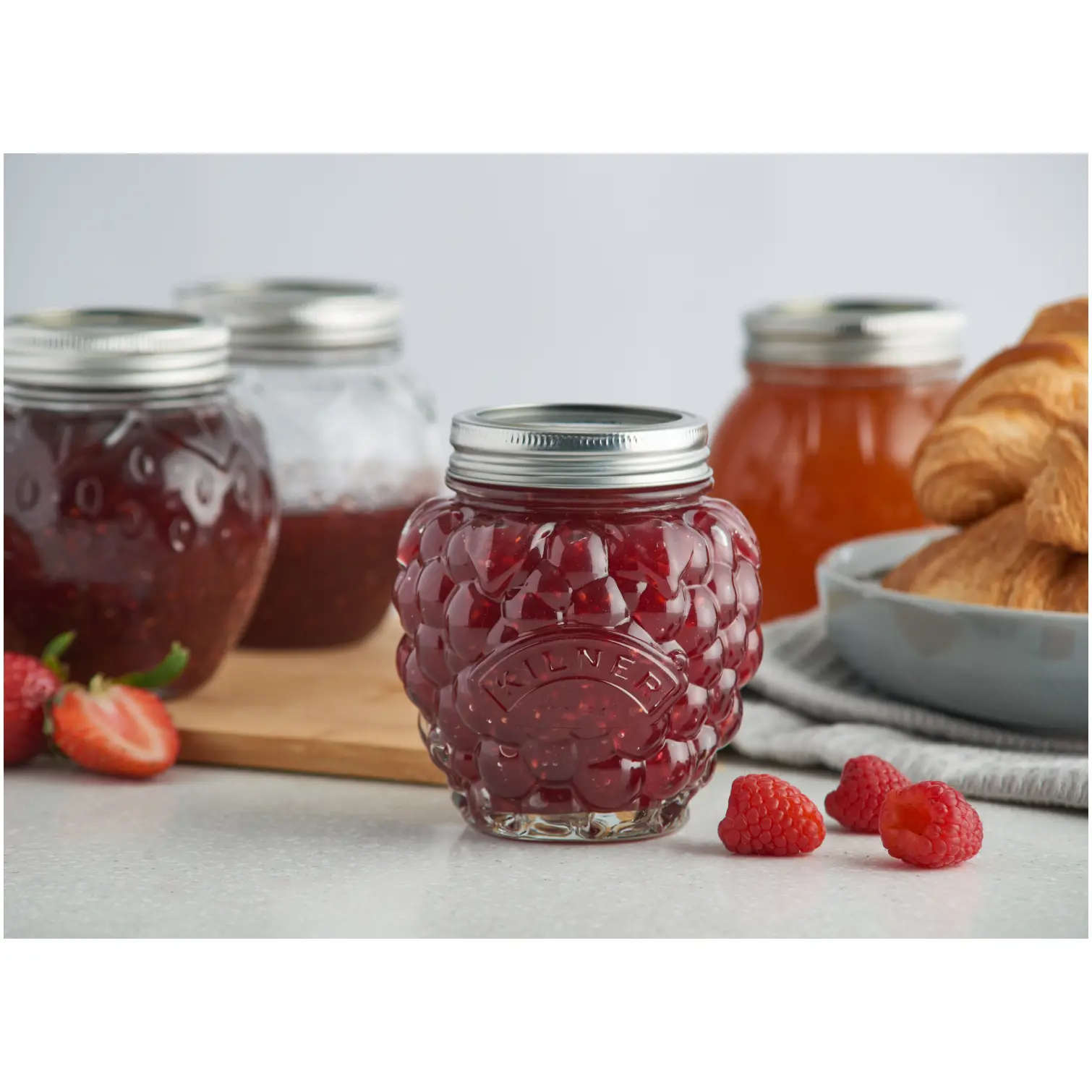 Berry Fruit Preserve Jar 0.4L