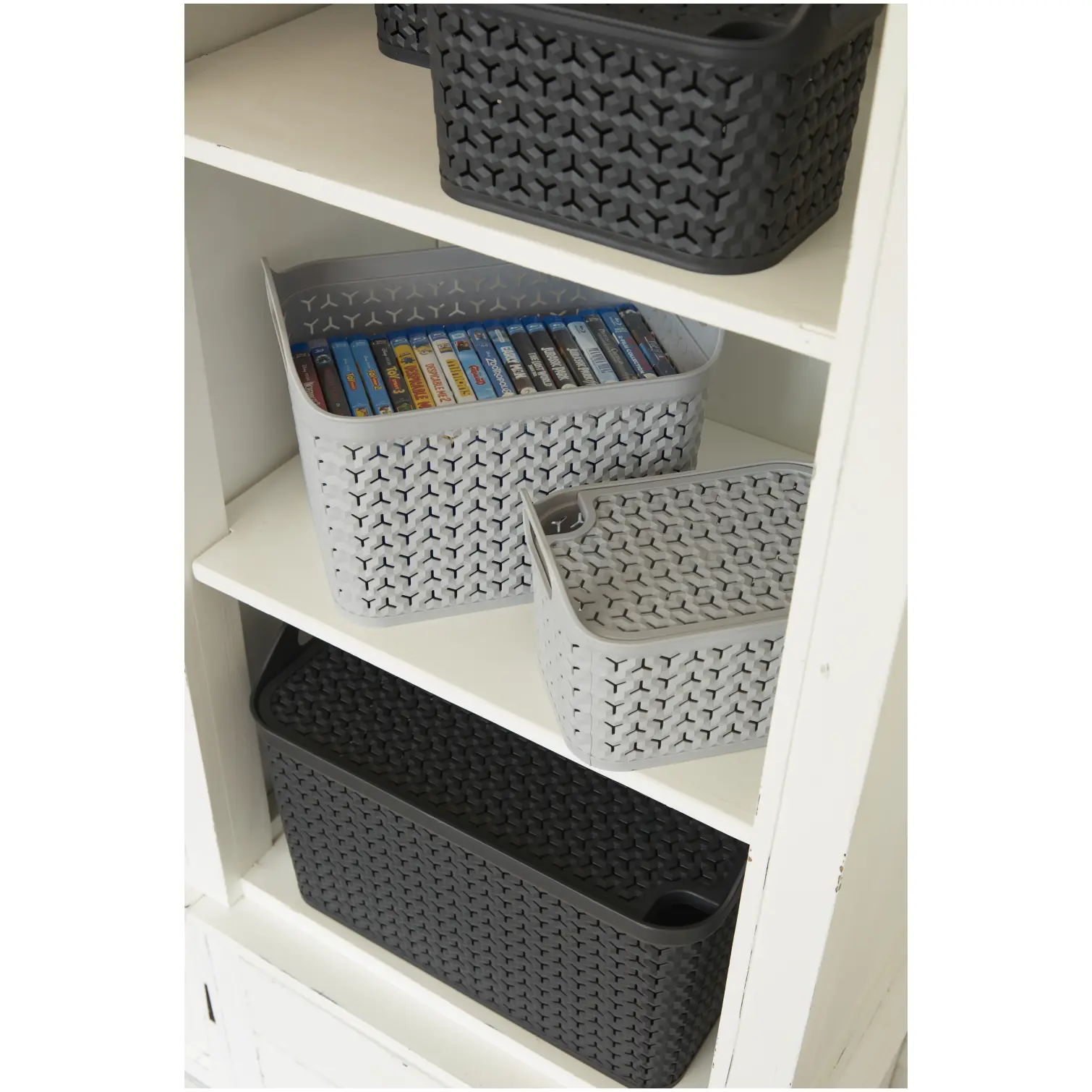 Strata Urban Store Basket & Lid Medium Cool Grey 14 Litres 23x23.5x30.5cm