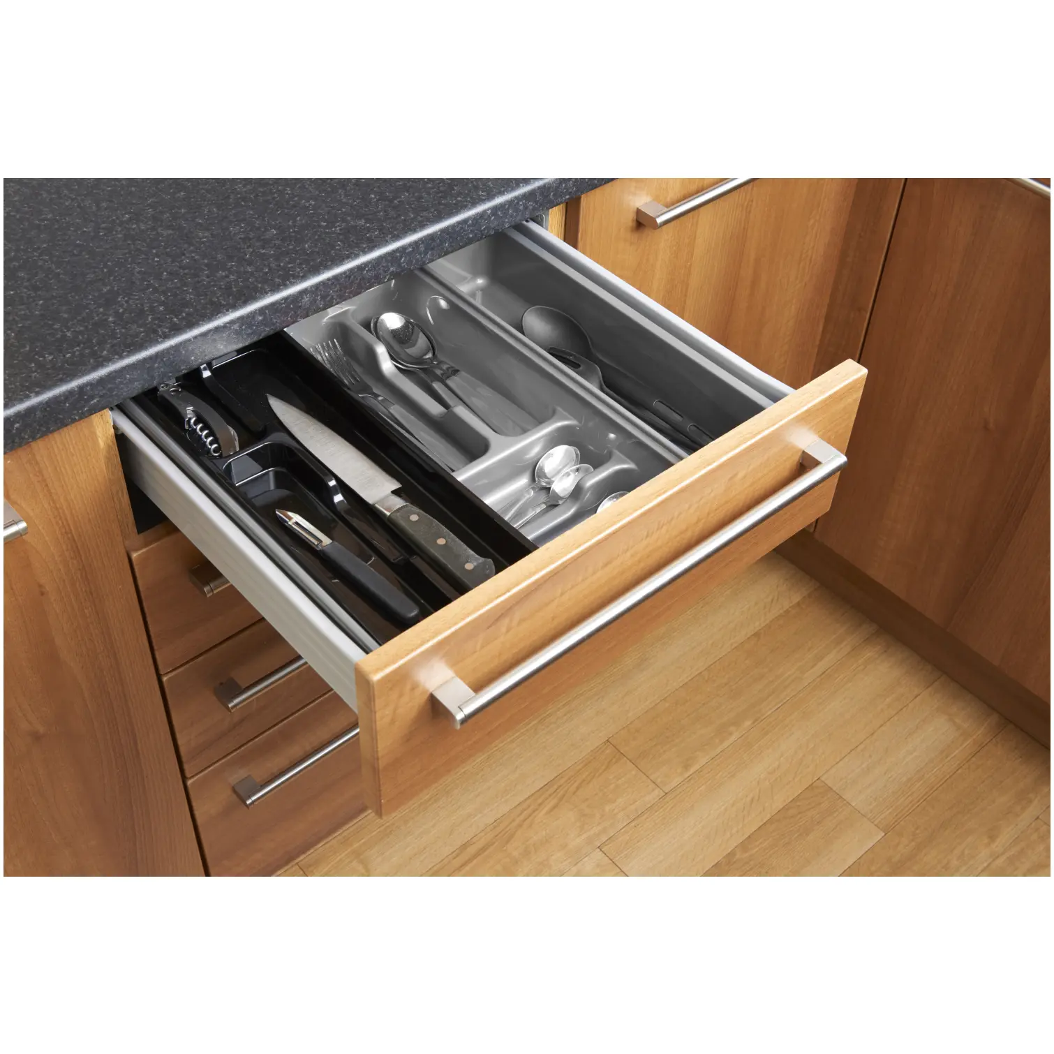 Whitefurze Silver Adjustable Drawer Organiser