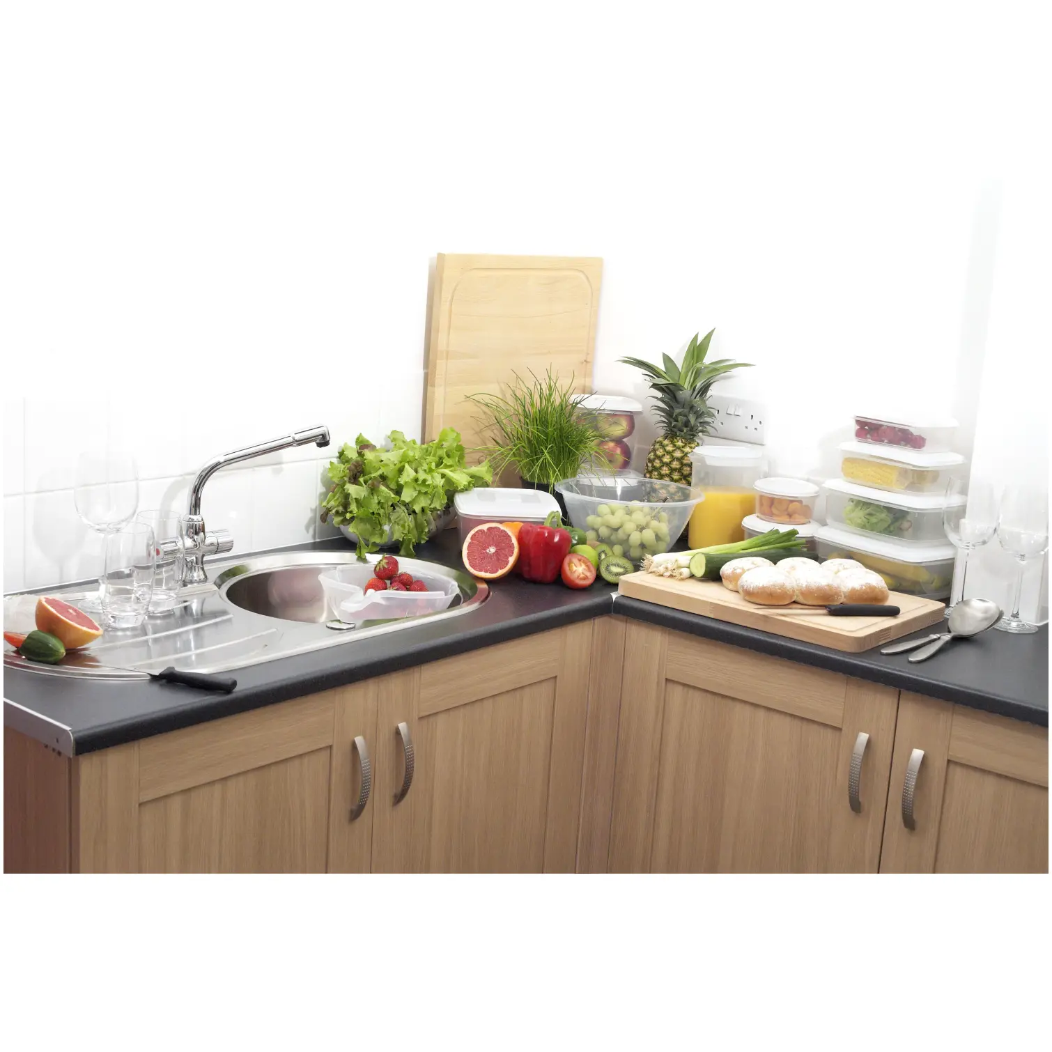 Whitefurze Rectangular Food Storage Box 3Ltr 26x18x9cm