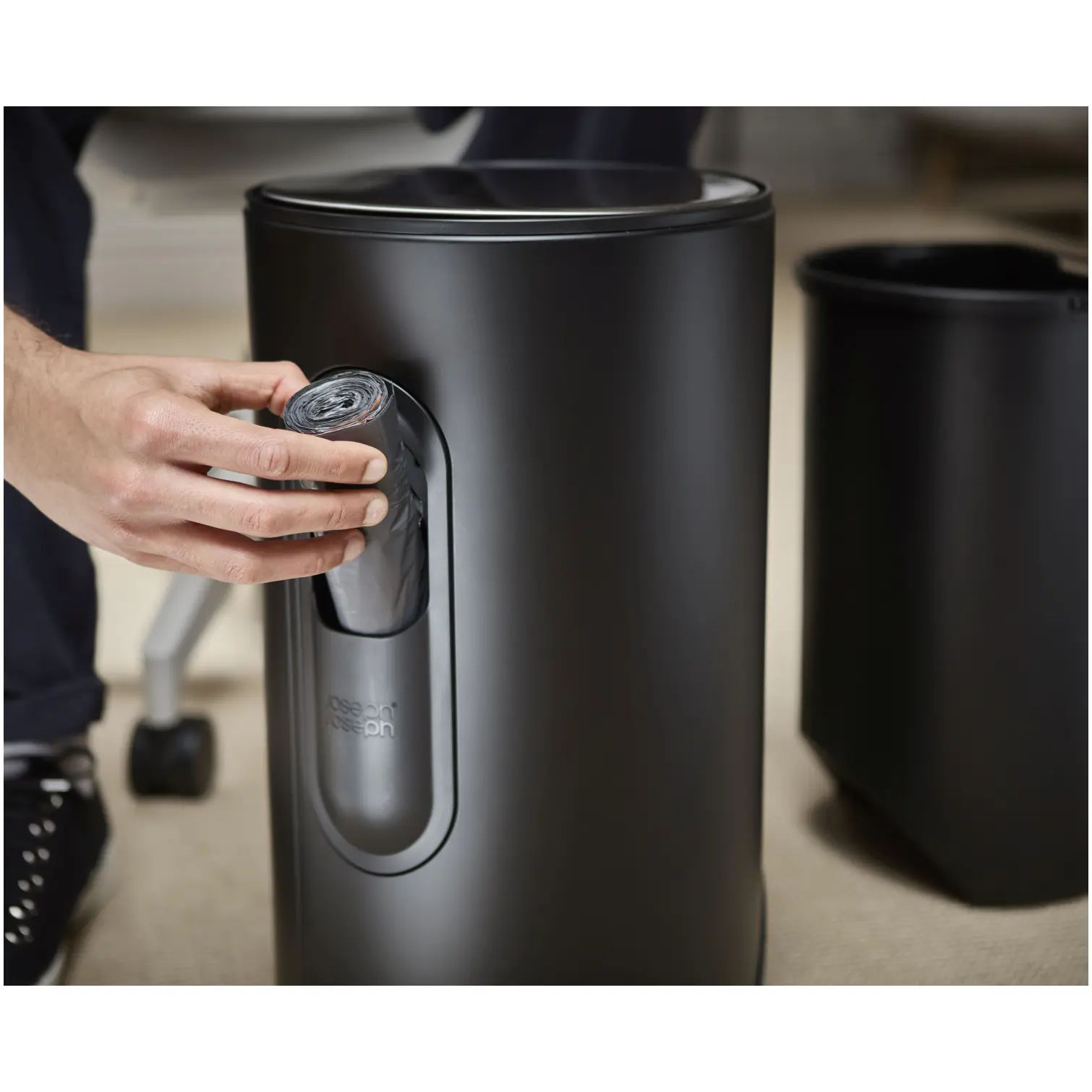 Joseph Joseph Arc 10L Bin Carbon Black
