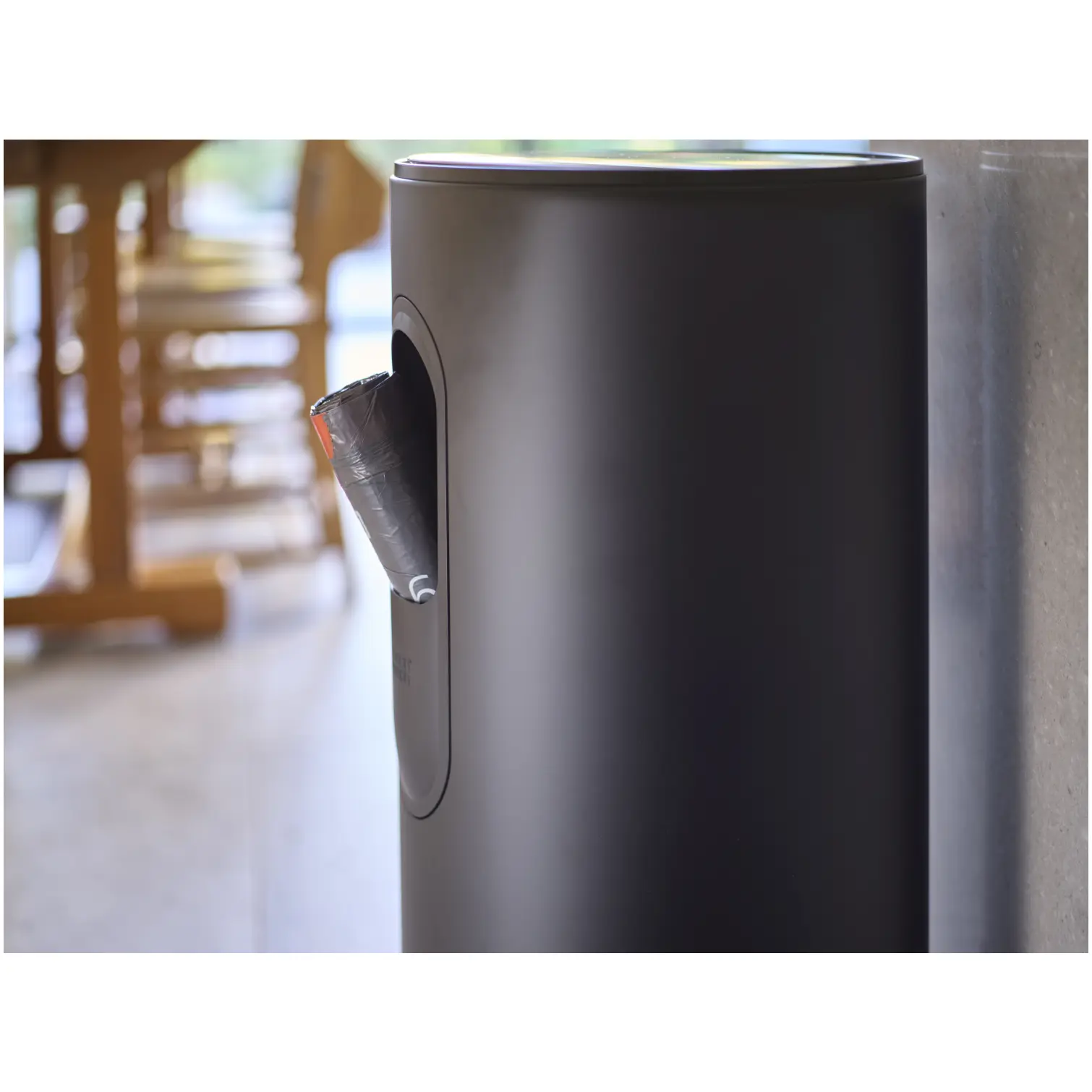 Joseph Joseph Arc Bin 30 Litre Capcity Carbon Black