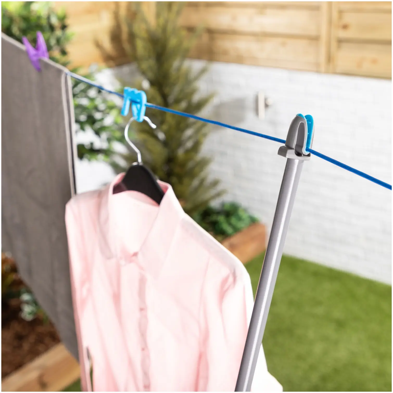 Minky Sure Grip Washing Line Prop Extends 2.4m