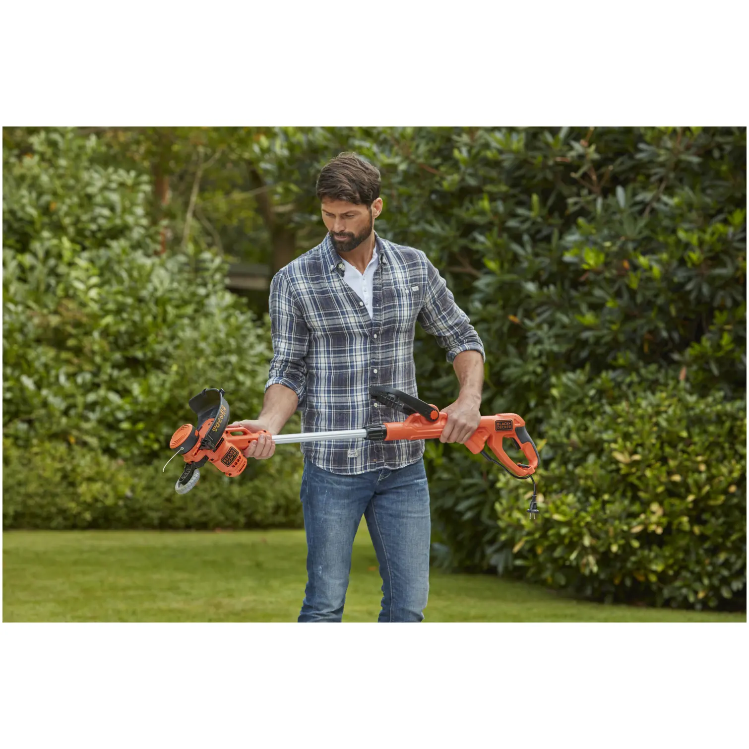 Black+Decker Trim & Edge Reflex Strimmer 550w 30cm