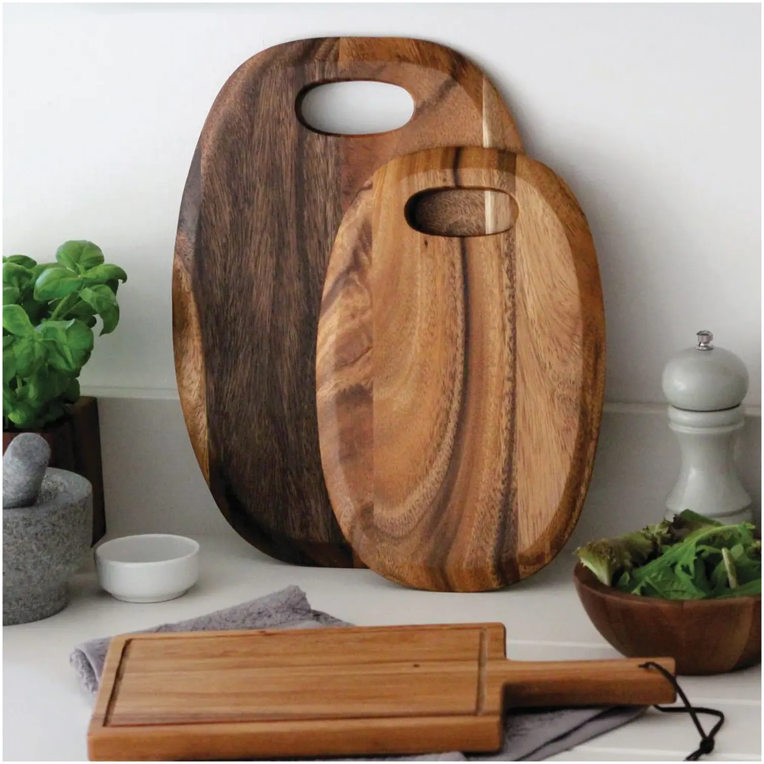 Tala Small Lacquered Acacia Board 30x20cm