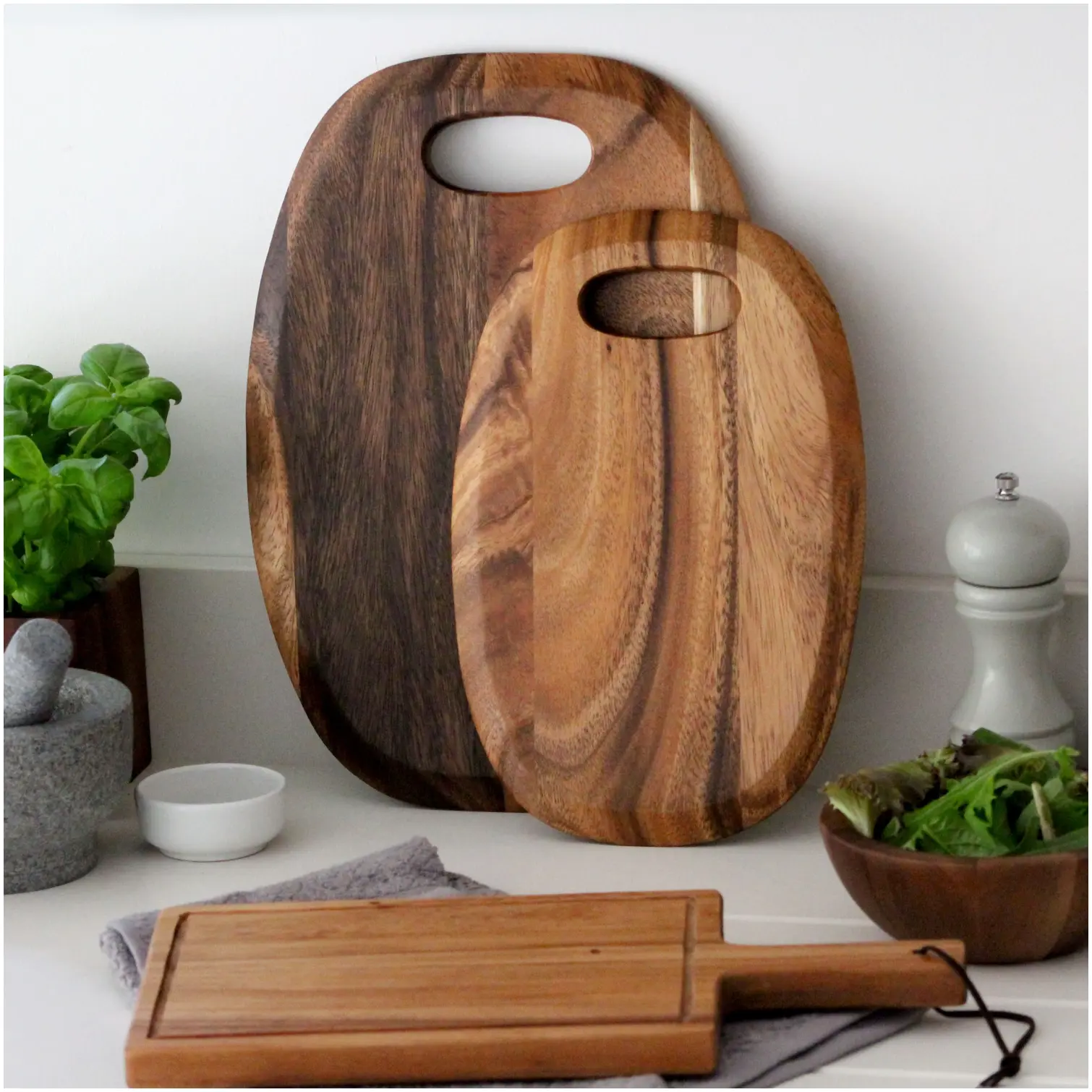 Tala Large Lacquered Acacia Board 36x26cm