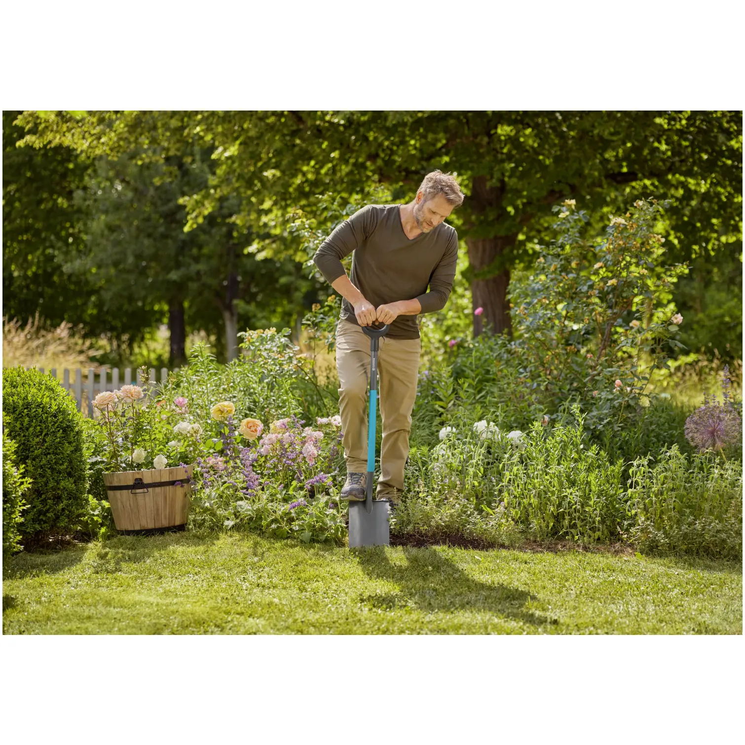 Gardena Classic Line Digging Spade