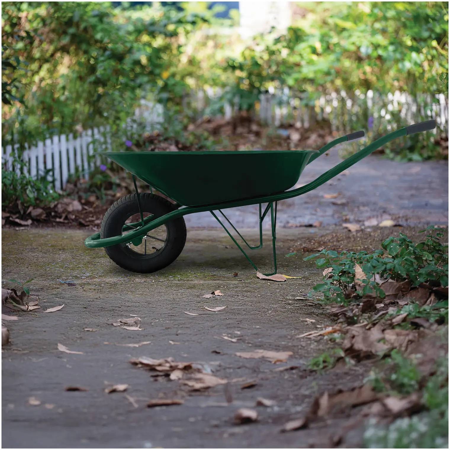 Pro Gardener Heavy Duty Wheelbarrow Green 85 Litre Capacity