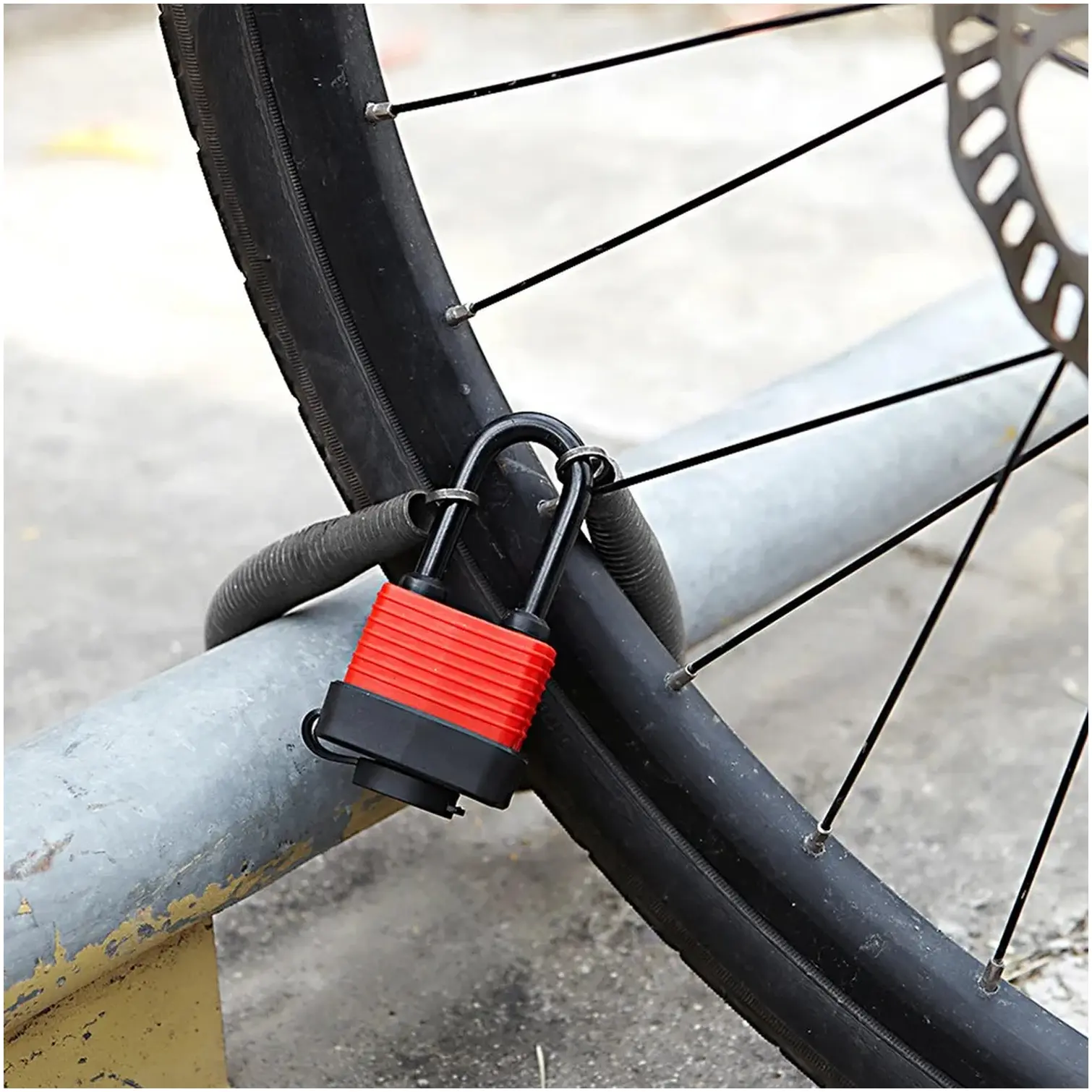 Dekton 40mm Long Shackle Padlock