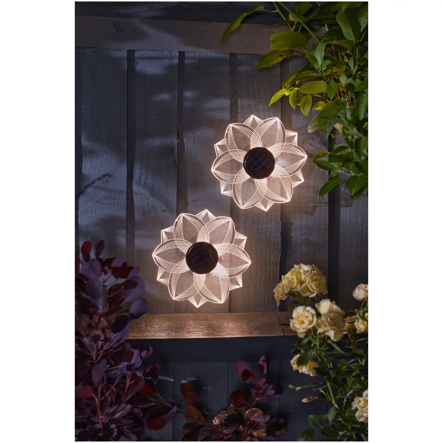SMA0849_1 Smart Garden Bloom Line Fence & Wall Decor PK2
