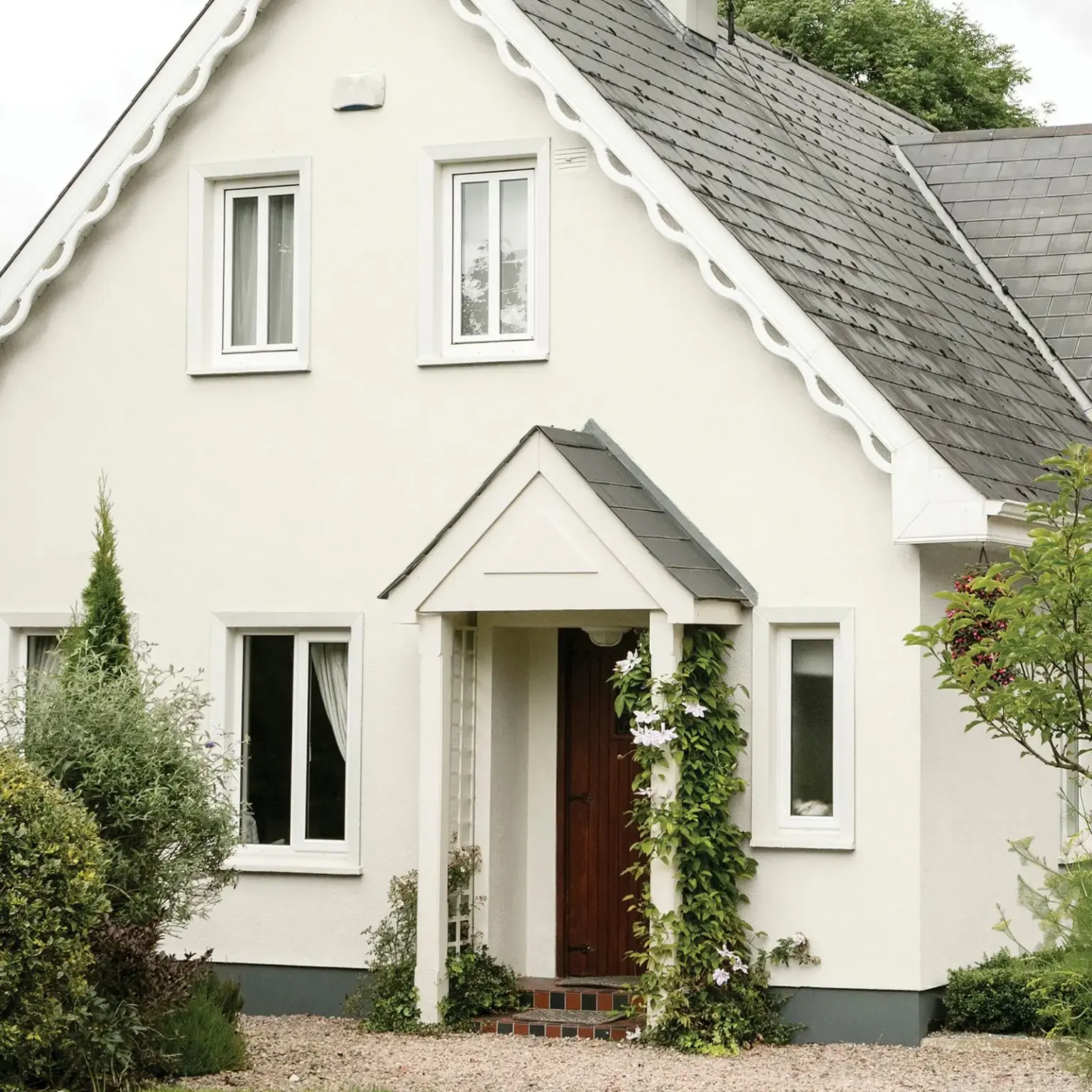 Sandtex Masonry Paint 5Ltr Cotton Belt
