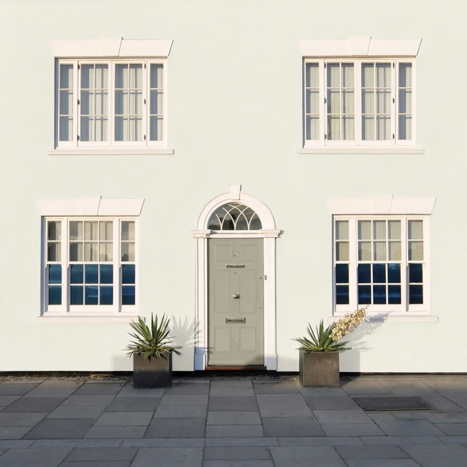Sandtex Masonry Paint 5Ltr Cotton Belt
