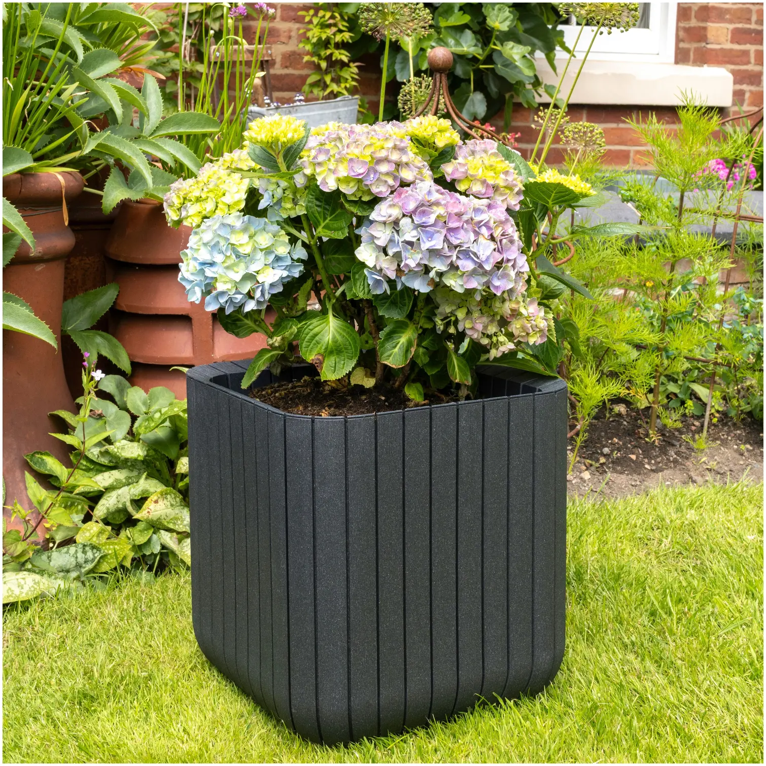 Keter Cube Planter 21.5ltr Anthracite